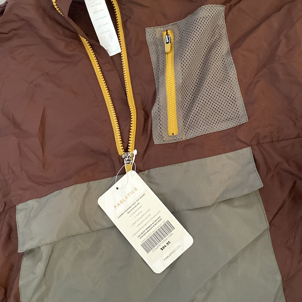 Fabletics || NWT Shawn Cropped Half-Zip Jacket (S) - Picture 9 of 9